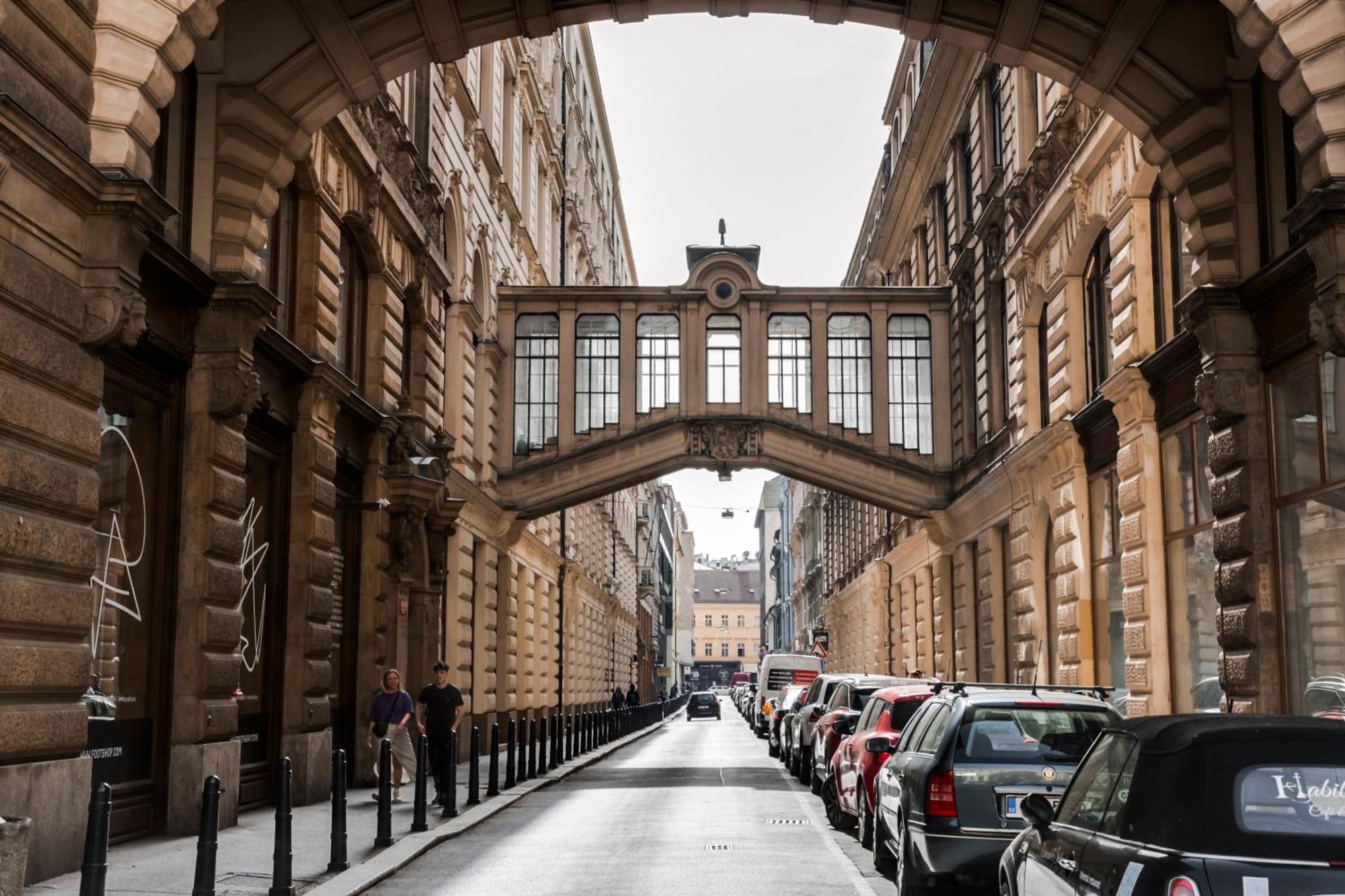 New Town Oases Apartment Praga Exterior foto