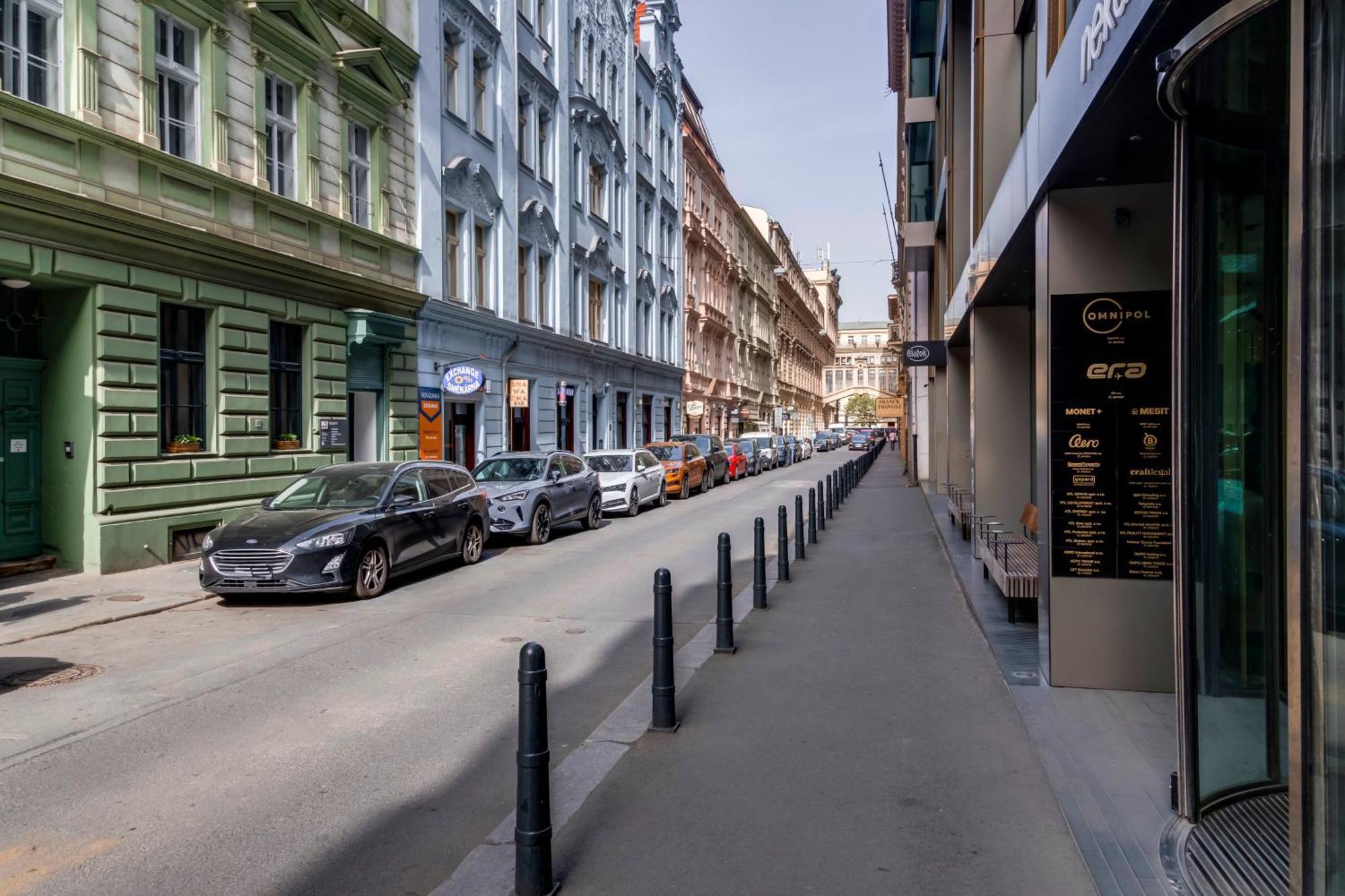 New Town Oases Apartment Praga Exterior foto